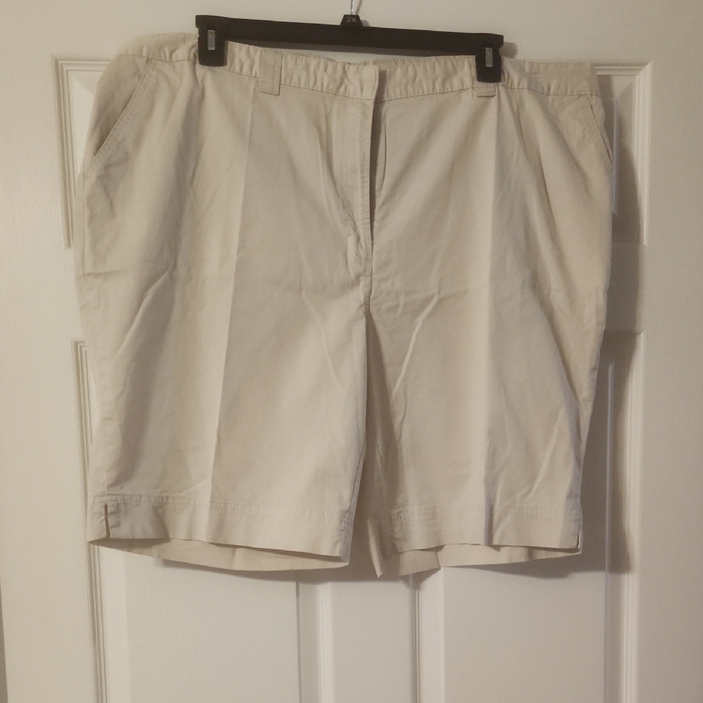 Kim Rogers Women's Cream Shorts